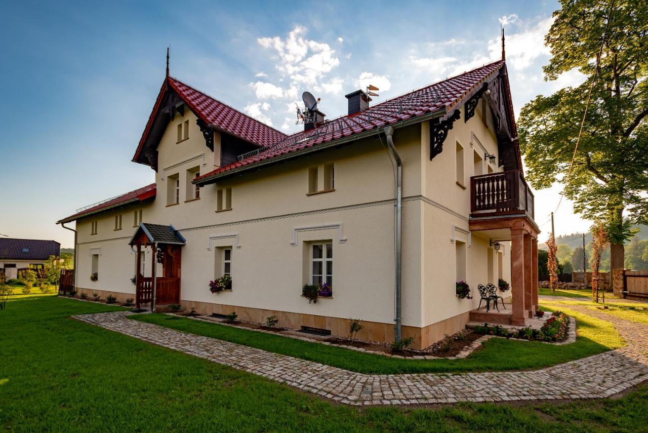 Dworek Wojanow Exterior foto